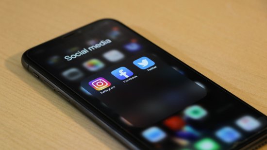 The SOCIAL DILEMMA – Understanding Social Media