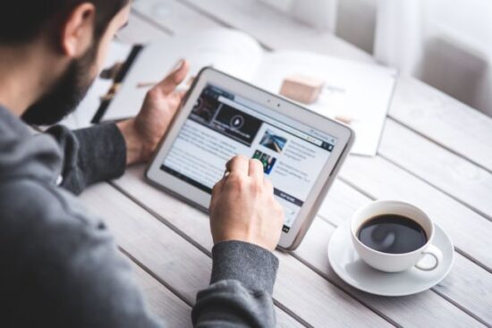 AI-Generated Images and Breaking News: Can Viewers Still Trust What They See Online?